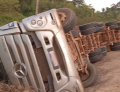 Carreta tomba na BR-163 no Pará e motorista que residia em Sinop morre