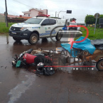 hauahuahauhauhauahhauhauahuahuahauhuMotociclista fica ferido após colidir em carro forte