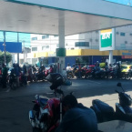 hauahuahauhauhauahhauhauahuahuahauhuPostos de Combustíveis de Rondônia já são afetados com o protesto dos Caminhoneiros no País, confira fotos e vídeo.