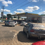 hauahuahauhauhauahhauhauahuahuahauhuPostos de Combustíveis de Rondônia já são afetados com o protesto dos Caminhoneiros no País, confira fotos e vídeo.