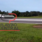 hauahuahauhauhauahhauhauahuahuahauhuVeja video! Avião  com ex Deputado Airton Gurgacz faz aterrisagem forçada  no Aeroporto  em Ji-Paraná