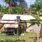 hauahuahauhauhauahhauhauahuahuahauhuCasa e carro são destruídos pelo fogo após um possível vazamento de gás