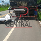 hauahuahauhauhauahhauhauahuahuahauhuZezinho borracheiro morre  ao colidir com motocicleta em traseira de caminhão