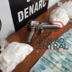 hauahuahauhauhauahhauhauahuahuahauhuPolícia Civil prende jovem com 1 kg de cocaína, pistola e dinheiro, prejuízo do traficante chega a mais de 25 mil reais