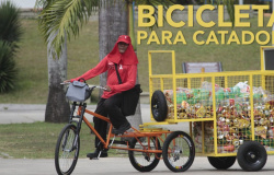 Com parceria público/privada Zidiel apresenta projeto que prevê doação de bicicletas de carga para catadores de matérias recicláveis