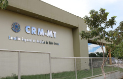 Três médicos presos suspeitos de esquema de corrupção na Saúde de Cuiabá são investigados pelo CRM