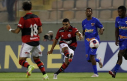 Flamengo vai mal e é eliminado pelo Oeste na Copinha