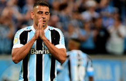 Diego Souza discorda da necessidade de ‘limpa’ no elenco do Grêmio após rebaixamento