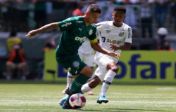 Perfil do Palmeiras lembra ‘tri vice’ do Santos em recentes finais e tira onda: ‘Pode pedir música?’