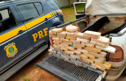 PRF, em Nova Mutum/MT, prende homem transportando mais 59 Kg de droga no compartimento de carga de uma caminhonete