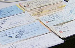 DADOS RESTRITOS: Serasa deve notificar consumidor se consultar cadastro de cheques sem fundos