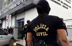 Casal e comparsas são presos em flagrante com centenas de produtos furtados de lojas em Várzea Grande