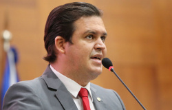 Emenda garante criação do "Cursinho Pré-Vestibular Prof. Vilma Moreira"
