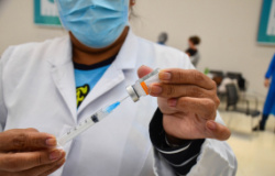 Cuiabá completa 6 meses de campanha de vacinação com mais de 330 mil doses aplicadas