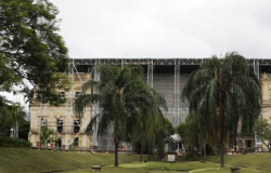 Museu Nacional começa restauração das fachadas e telhados