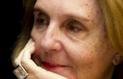 Escritora Lya Luft morre, aos 83 anos, em Porto Alegre