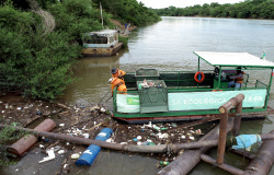 Limpurb desmente fake news sobre paralisação do serviço de coleta fluvial no Rio Cuiabá