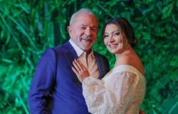 Lula e nova esposa moram em mansão de R$ 5 milhões