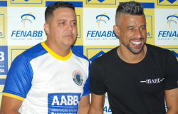 Léo Moura, ex-Flamengo e Grêmio, inaugura escola de futebol em Alta Floresta