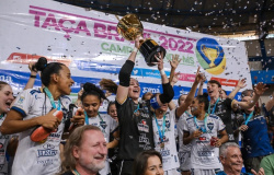 Stein Cascavel é campeão da Taça Brasil de Futsal Feminino