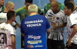 Em noite de Léozinho, Grupo Santos avança as semifinais da Copa do Brasil de Futsal