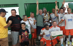 Comercial é bi-campeão da Copa 50tinha do Jardim Araras