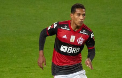 Cuiabá acerta com lateral direito João Lucas, ex-Flamengo
