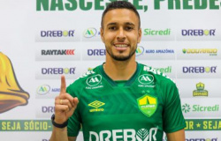 Colombiano Kelvin Osorio destaca chance de atuar no futebol brasileiro
