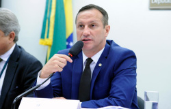 ‘União Brasil não deve ter parlamentares do núcleo duro de apoio a Bolsonaro’, afirma Sanderson