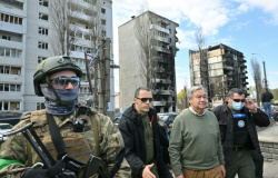Secretário-geral da ONU visita Kiev e afirma que “a guerra é um absurdo no século XXI”