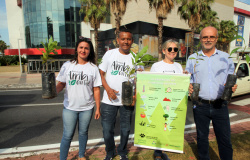 "Blitz ambiental" reforça meta de arborizar a cidade e oferta mais de 2 mil mudas nativas e frutíferas