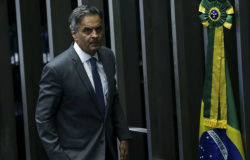 Aécio diz que MDB foi ‘sócio dos equívocos do PT’ e prega candidatura do PSDB