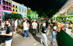 População prestigia primeiro dia da programação do Viva o Feriado em Cuiabá