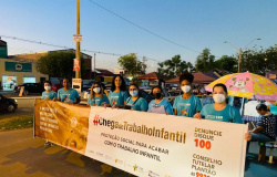 Prefeitura de Cuiabá realiza ação de combate ao trabalho infantil na feira livre do CPA III