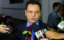 Relator quer votar LDO de 2017 até o final deste mês