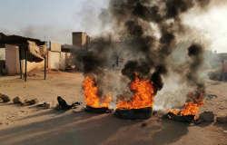 Capital do Sudão é fechada após tumultos violentos na esteira de golpe