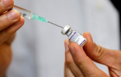 Estudo israelense indica que 4ª dose de vacina contra Covid não impede infecção pela Ômicron