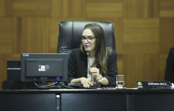 Deputada, vice-governador e secretário fazem mini estradeiro no Araguaia nesta quarta