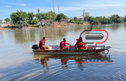Corpo de Bombeiros realiza resgate de cadáver boiando no rio Machado em Ji-Paraná