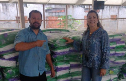 Vereadora Juscélia Dalapicolla recebe kits para o lar do idoso em Ji-Paraná