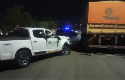 Motorista morre após carro bater em carreta estacionada em Lucas do Rio Verde