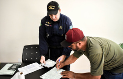 Marinha entrega certificados e carteiras de Aquaviários em Alta Floresta
