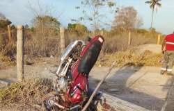 Guarantã: Motociclista fica em estado grave após atinge cerca