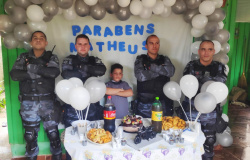 Alta Floresta: Policiais fazem surpresa em aniversários de crianças que sonham ingressar na PM