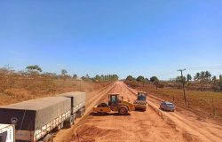 Governo recupera asfalto da MT-419 entre Guarantã do Norte e Novo Mundo