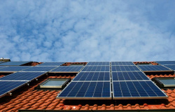 COBRANÇA DE ICMS: Usuários de energia solar são surpreendidos com taxação do sol