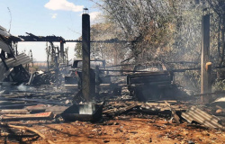 Incêndio destrói oficina com mais de 13 carros, barracão e queima pastagem em Vera