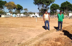 Prefeito de Paranaíta dá ordem de serviço para revitalizar o cemitério Municipal