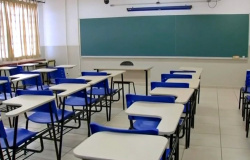 Escolas suspendem aulas após registrarem casos de covid-19 entre alunos e professores