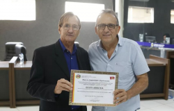Vereador Pitoco homenageia o empresário Edson Arroteia com Moção de Congratulações e Agradecimentos